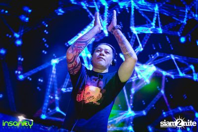 ANG ที่ Insanity Nightclub — photo 10