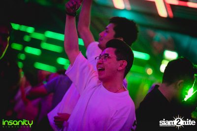ANG ที่ Insanity Nightclub — photo 19