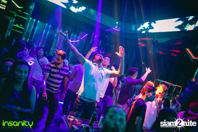 ANG ที่ Insanity Nightclub — photo 21