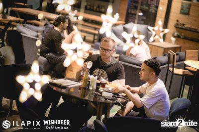 The Pogues Irish Whiskey and Beer Cocktail ที่ วิชเบียร์ โฮม บาร์ — photo 198