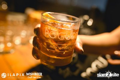 The Pogues Irish Whiskey and Beer Cocktail ที่ วิชเบียร์ โฮม บาร์ — photo 212