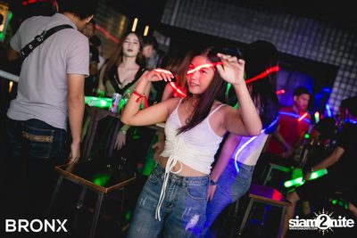 Yok Lor Party EP1 ที่ บรองซ์ — photo 68