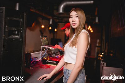 Yok Lor Party EP1 ที่ บรองซ์ — photo 94