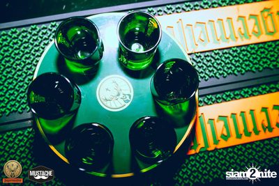 Jägermeister นำเสนอ Nakadia ที่ มุสตาช บาร์ — photo 8