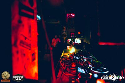 Jägermeister นำเสนอ Nakadia ที่ มุสตาช บาร์ — photo 9