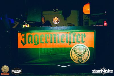 Jägermeister นำเสนอ Nakadia ที่ มุสตาช บาร์ — photo 10