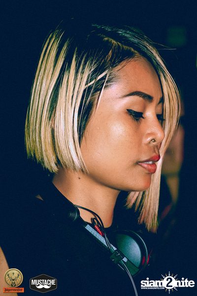 Jägermeister นำเสนอ Nakadia ที่ มุสตาช บาร์ — photo 42