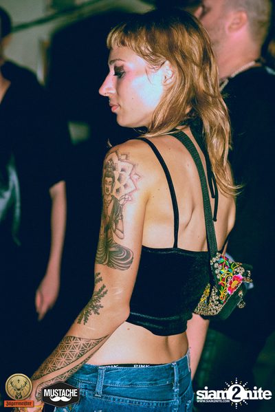 Jägermeister นำเสนอ Nakadia ที่ มุสตาช บาร์ — photo 57