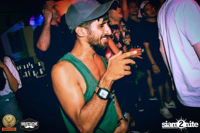 Jägermeister นำเสนอ Nakadia ที่ มุสตาช บาร์ — photo 86