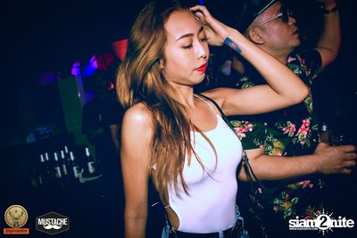 Jägermeister นำเสนอ Nakadia ที่ มุสตาช บาร์ — photo 88
