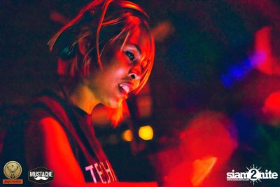 Jägermeister นำเสนอ Nakadia ที่ มุสตาช บาร์ — photo 125