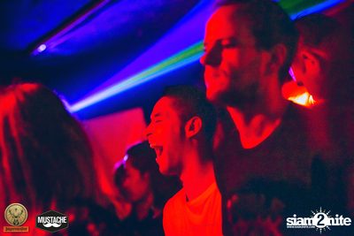 Jägermeister นำเสนอ Nakadia ที่ มุสตาช บาร์ — photo 126