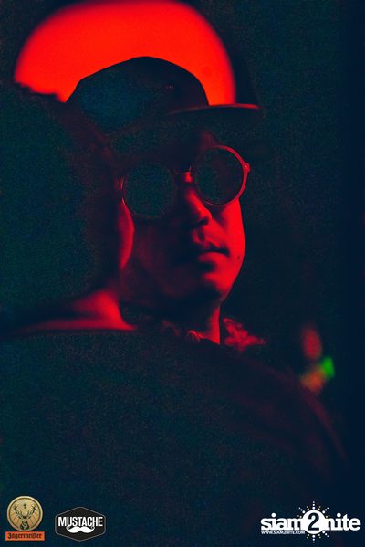 Jägermeister นำเสนอ Nakadia ที่ มุสตาช บาร์ — photo 128