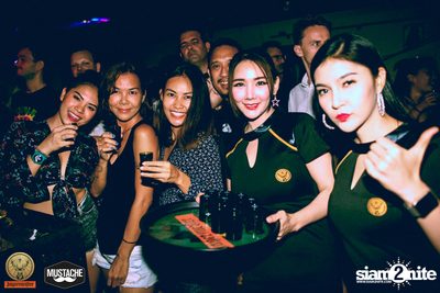 Jägermeister นำเสนอ Nakadia ที่ มุสตาช บาร์ — photo 137