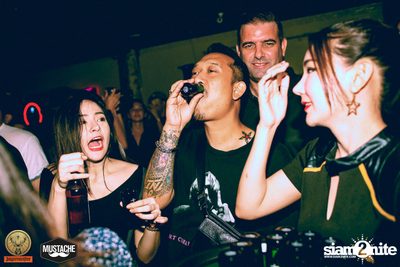 Jägermeister นำเสนอ Nakadia ที่ มุสตาช บาร์ — photo 138