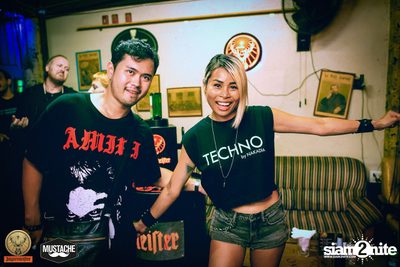 Jägermeister นำเสนอ Nakadia ที่ มุสตาช บาร์ — photo 145