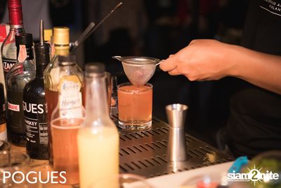 The Pogues Irish Whiskey and Beer Cocktail ที่ วิชเบียร์ โฮม บาร์ — photo 23