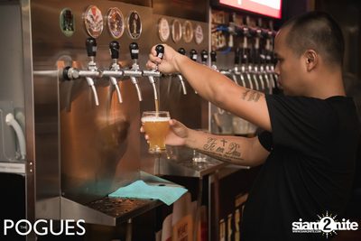 The Pogues Irish Whiskey and Beer Cocktail ที่ วิชเบียร์ โฮม บาร์ — photo 61