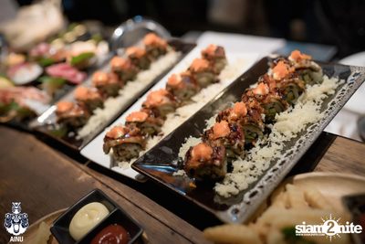 The TOYS at AINU Bar — photo 24