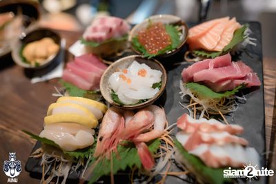 The TOYS at AINU Bar — photo 25