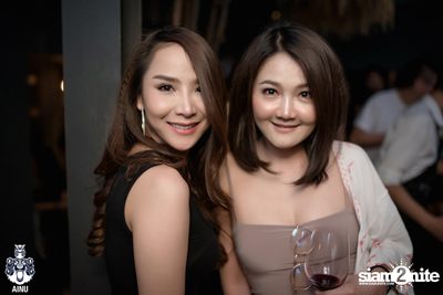 The TOYS at AINU Bar — photo 38