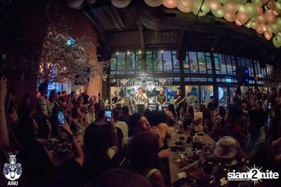 The TOYS at AINU Bar — photo 95