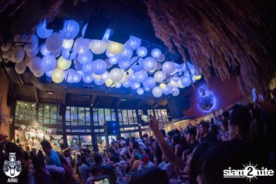 The TOYS at AINU Bar — photo 97