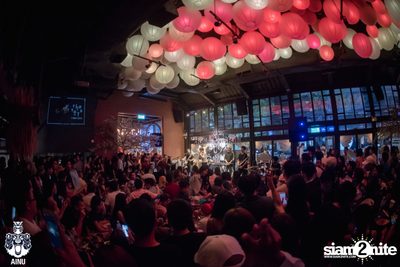The TOYS at AINU Bar — photo 98