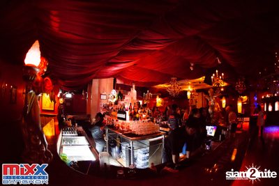 Hot Pants Meets Stilettos Party at MIXX Bangkok — photo 6