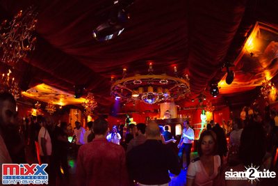 Hot Pants Meets Stilettos Party at MIXX Bangkok — photo 21