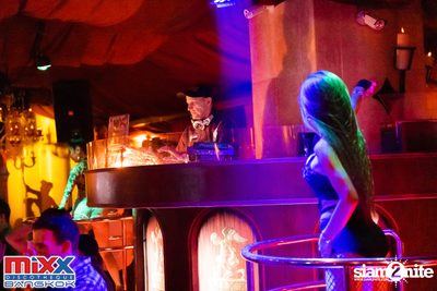 Hot Pants Meets Stilettos Party at MIXX Bangkok — photo 41