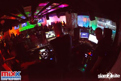 Hot Pants Meets Stilettos Party at MIXX Bangkok — photo 55