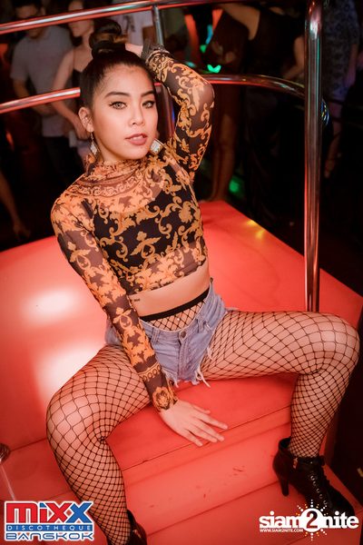 Hot Pants Meets Stilettos Party at MIXX Bangkok — photo 79