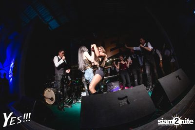 Borisat Ha Mai Jum Gut at YES Pattaya — photo 86