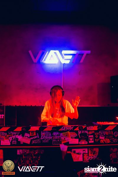 Wukong & Friends at VIOLETT — photo 14