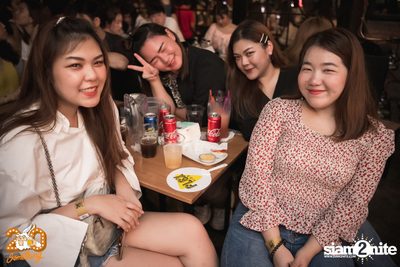 Mean at 20Something Bar — photo 15