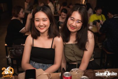 Mean at 20Something Bar — photo 21