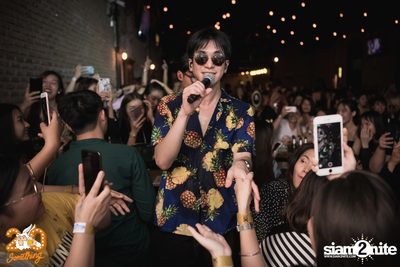 Mean at 20Something Bar — photo 83