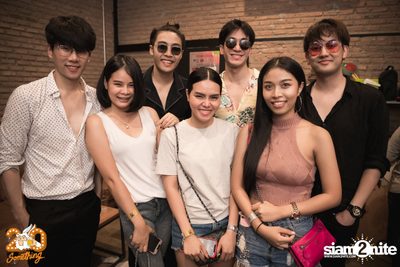 Mean at 20Something Bar — photo 92