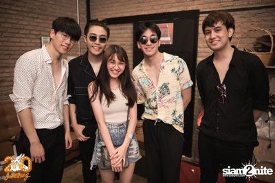 Mean at 20Something Bar — photo 105