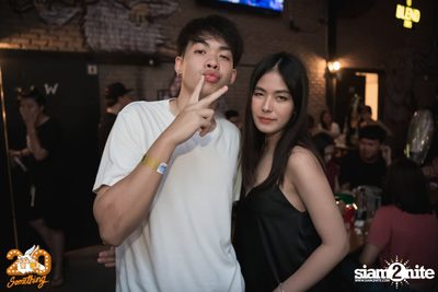 Mean at 20Something Bar — photo 160