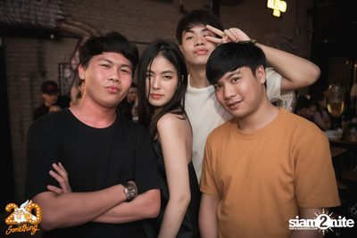 Mean at 20Something Bar — photo 163
