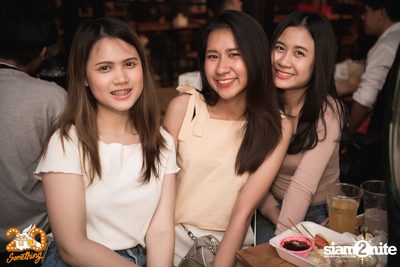 Mean at 20Something Bar — photo 165
