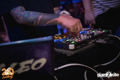 Klear at 20Something Bar — photo 113