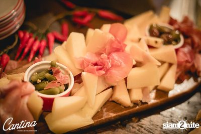 Grand Opening ที่ Cantina Pizzeria & Italian Kitchen — photo 25