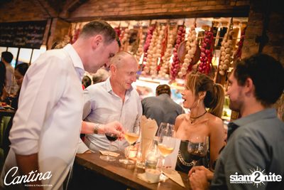 Grand Opening ที่ Cantina Pizzeria & Italian Kitchen — photo 37