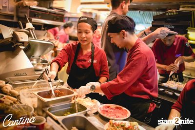 Grand Opening ที่ Cantina Pizzeria & Italian Kitchen — photo 39