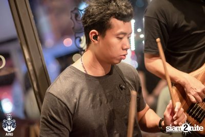 Friday Night at Ainu Bar — photo 41