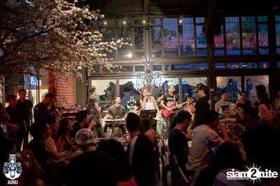 Friday Night at Ainu Bar — photo 67