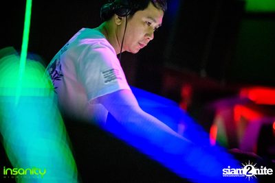 Japan Nights กับ DJ Rozavy ที่ Insanity Nightclub — photo 4